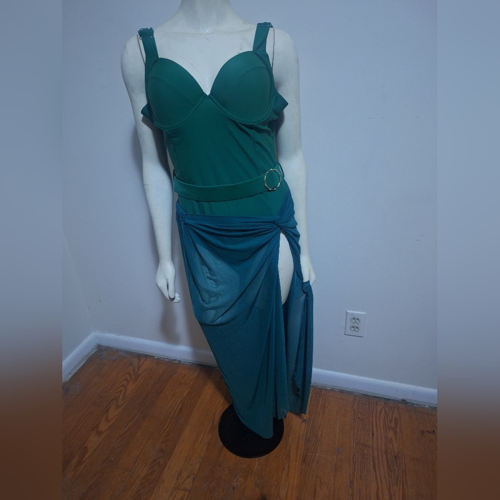 New Never Been Worn Retro Teal Green Women's One-Piece And Cover Up Skirt